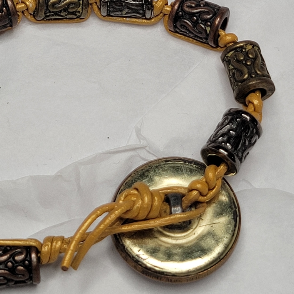 Bracelets - Picture 6 of 11